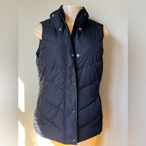 GAP Women's Black Quilted Vest